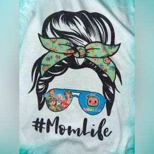 Cocomelon #momlife tee. NWOT.